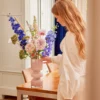 Table 'd Hote Grande boeket in huiskamer | Madame Fleurie